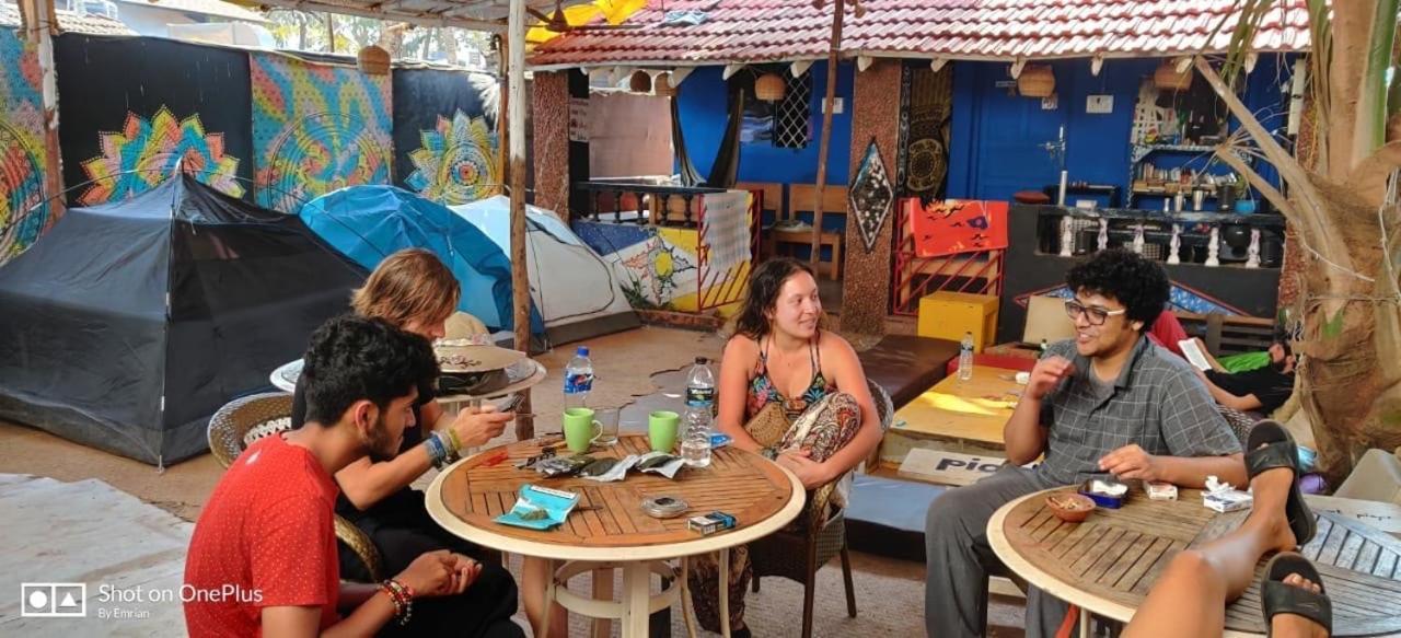 Hippie Hostel 안주나 외부 사진
