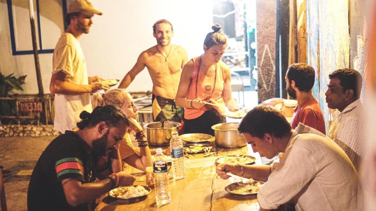 Hippie Hostel 안주나 외부 사진