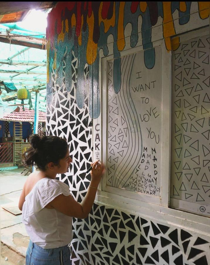 Hippie Hostel 안주나 외부 사진